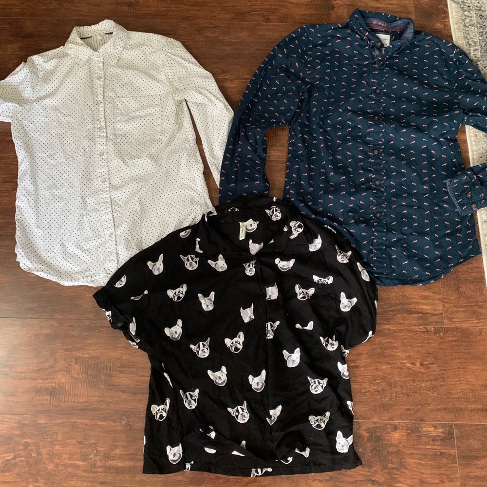 Bundle of 3 button down shirts